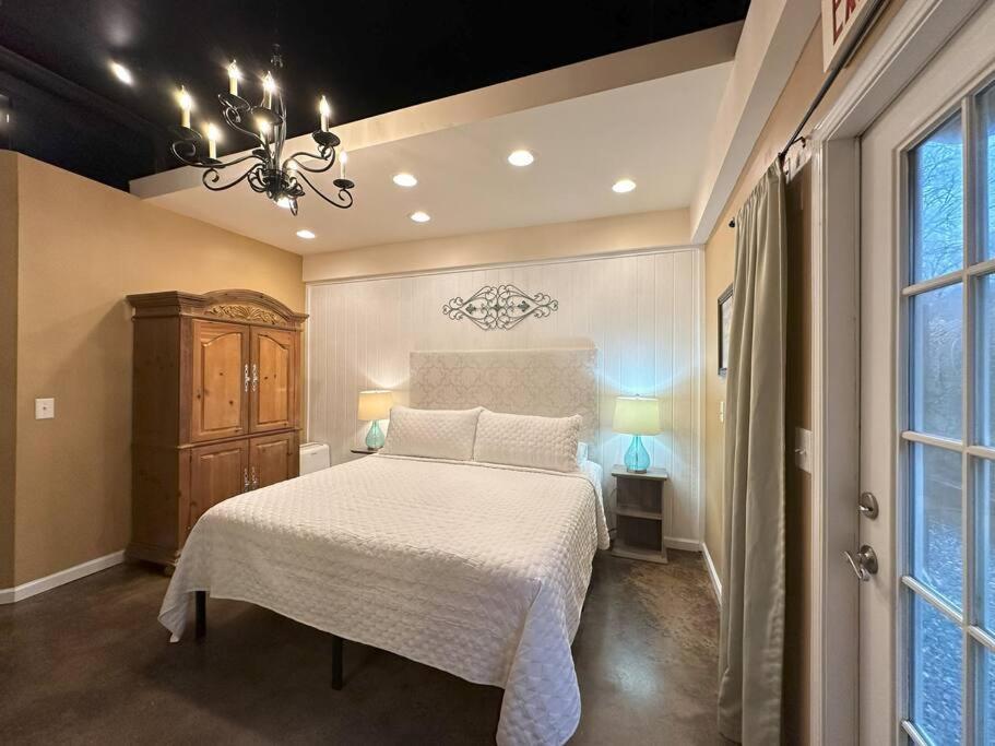 Haven At Hazel~Downtown Loft Apartamento Demorest Exterior foto