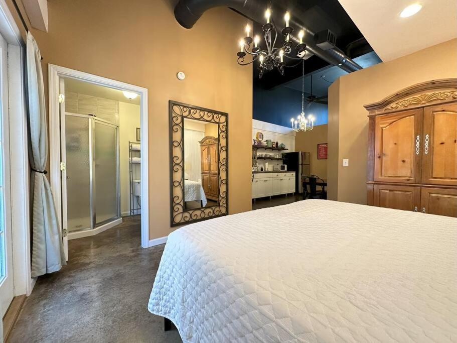 Haven At Hazel~Downtown Loft Apartamento Demorest Exterior foto
