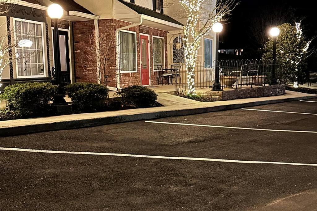 Haven At Hazel~Downtown Loft Apartamento Demorest Exterior foto